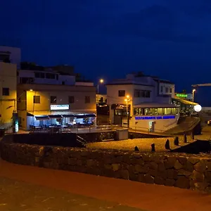 Paraiso Tenerife Super Economy Airport Bed & Breakfast